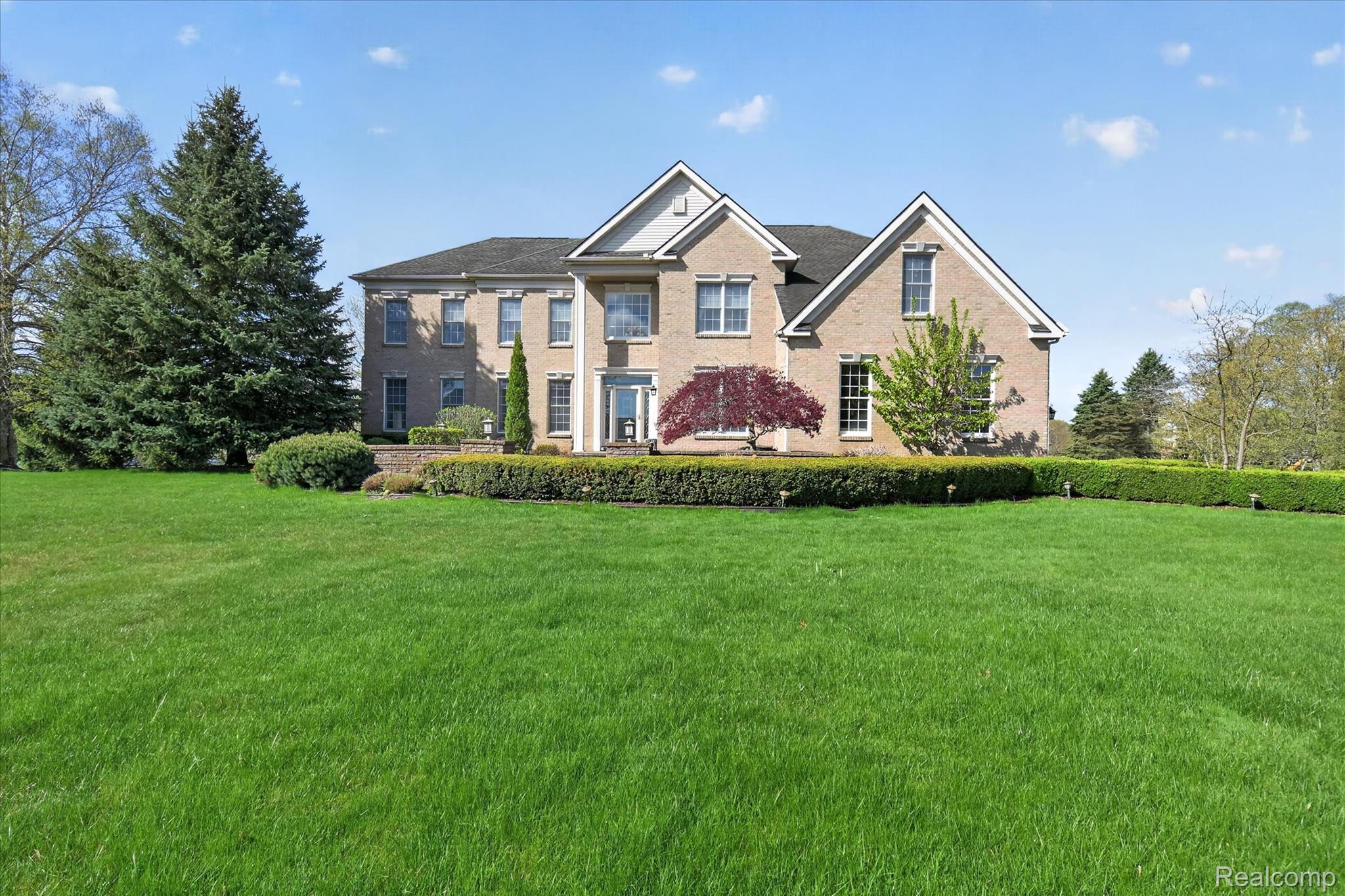 1595, Boulder Lake, Milford, Michigan, 48380