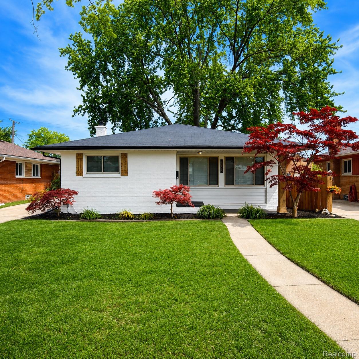 21633, Winshall, St. Clair Shores, Michigan, 48081