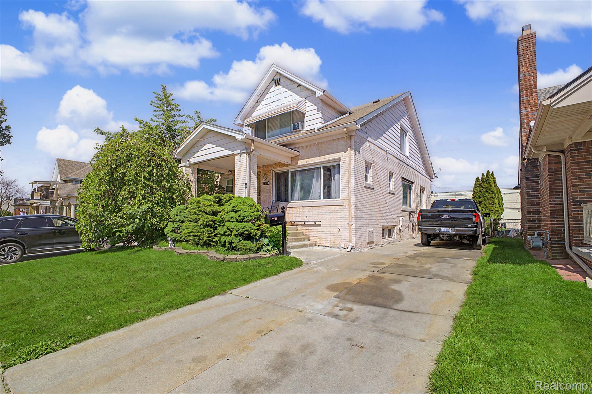7514, Normile, Dearborn, Michigan, 48126