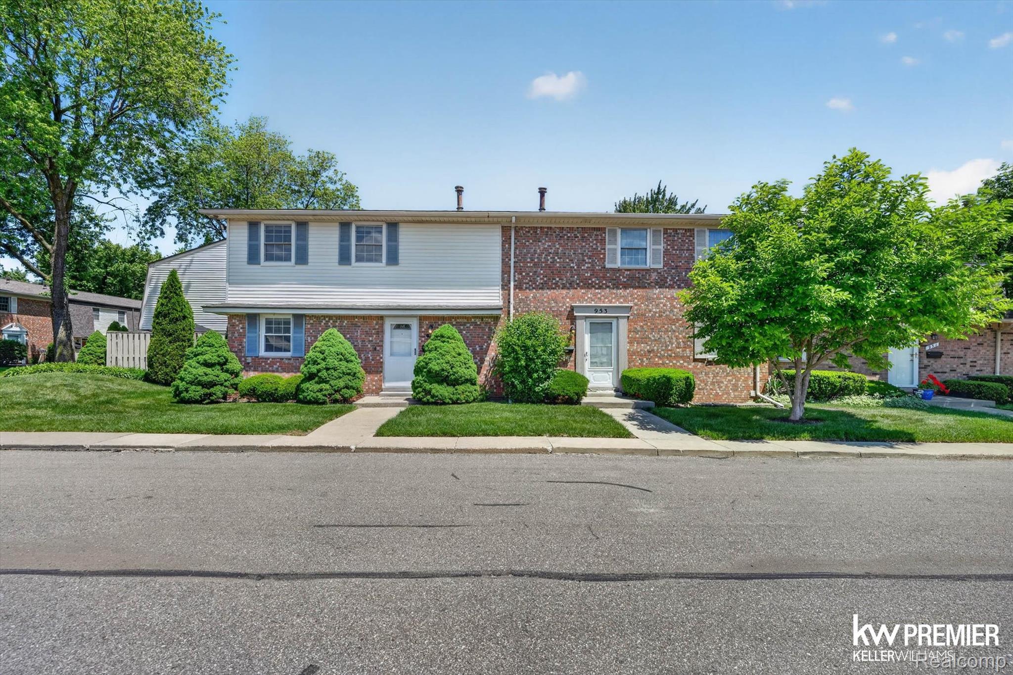 955, Kirts, Troy, Michigan, 48084