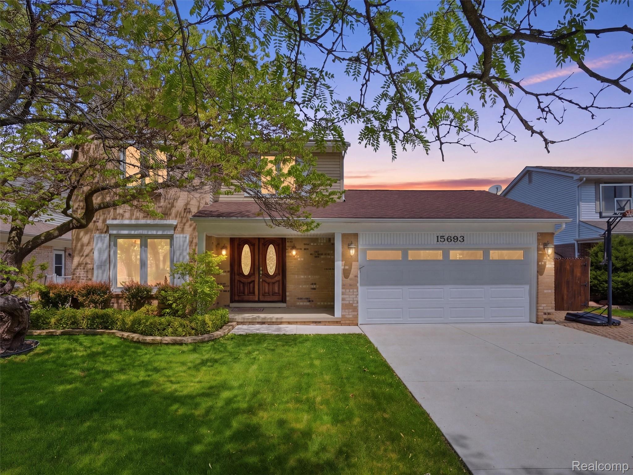 15693, Jennifer, Macomb, Michigan, 48044