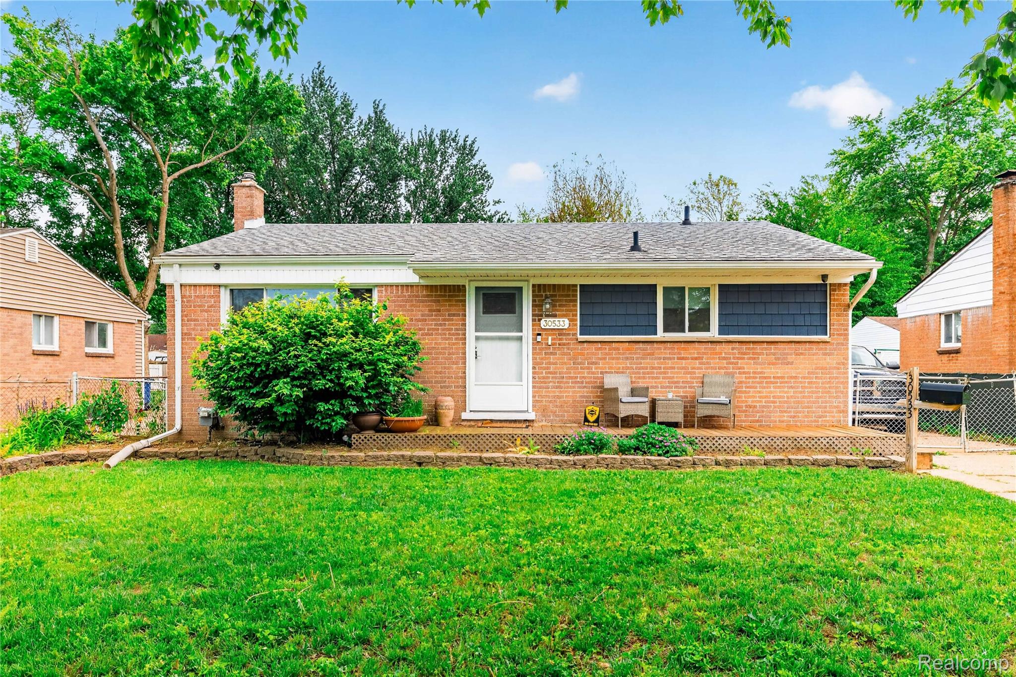 30533, Hiveley, Westland, Michigan, 48186