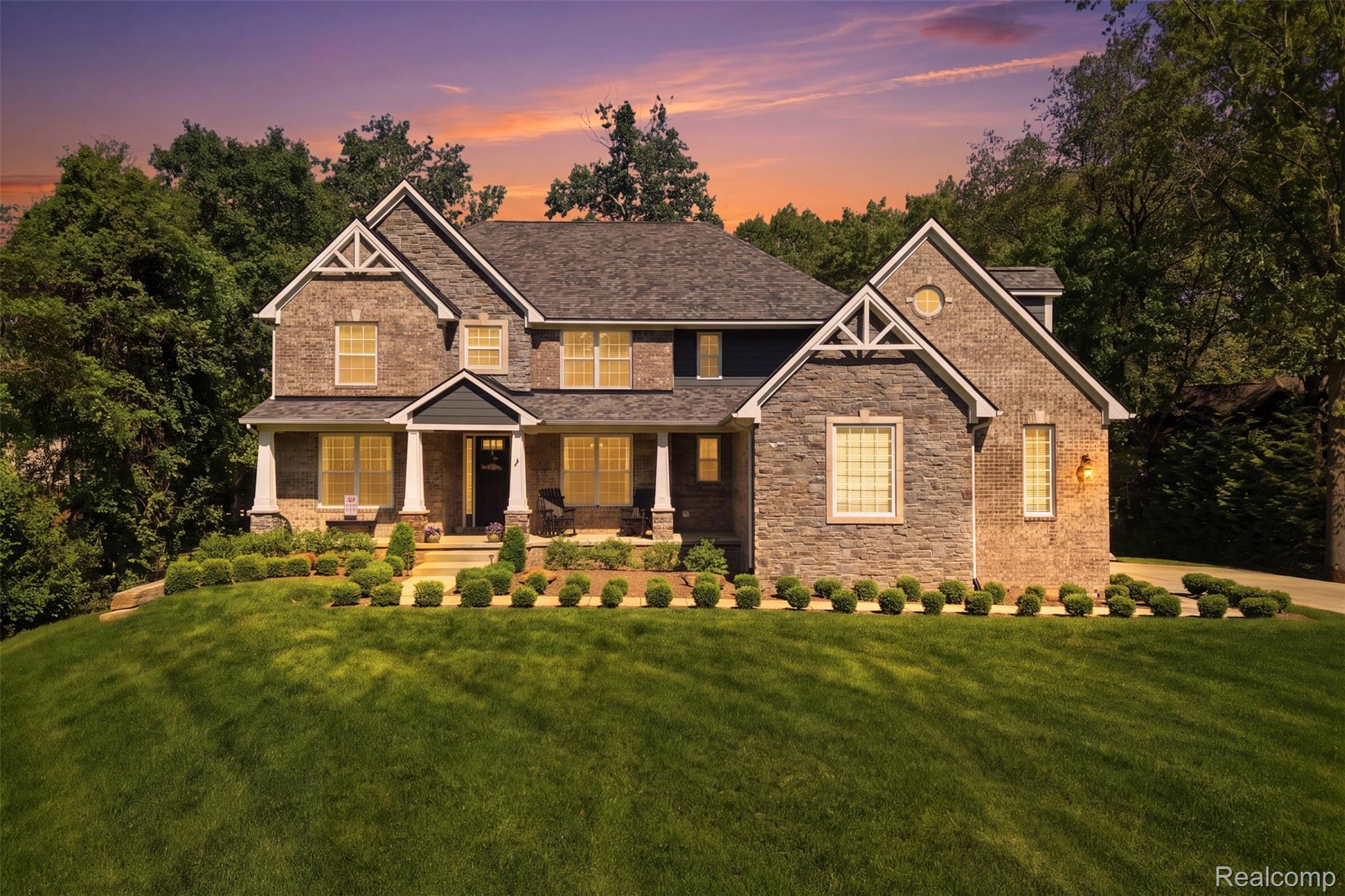 7375, Mistwood, White Lake, Michigan, 48383