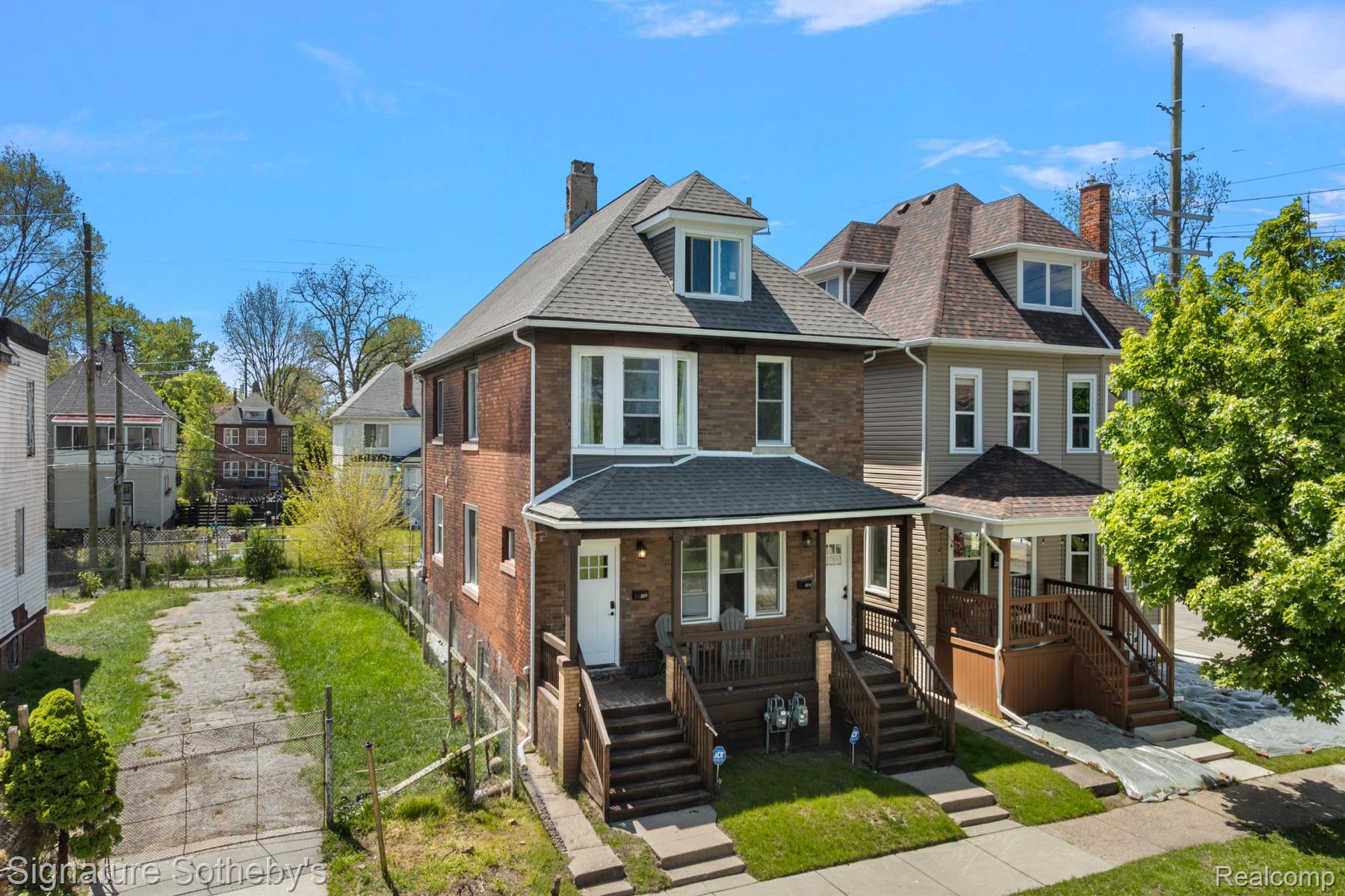 2571, Townsend, Detroit, Michigan, 48214
