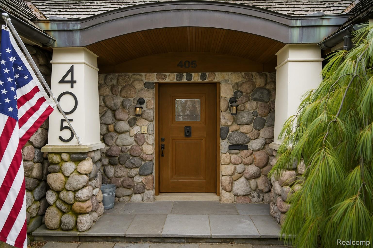 405, Bonnie Brier, Birmingham, Michigan, 48009