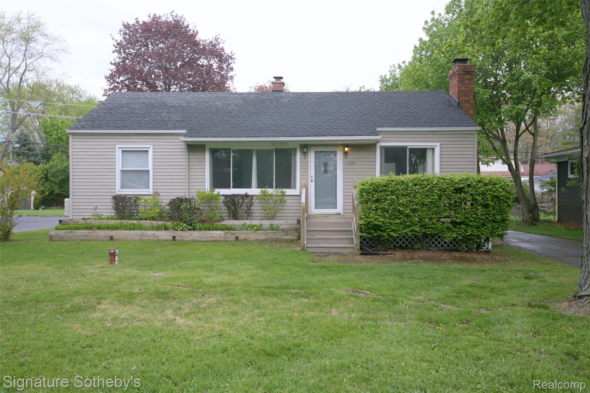 6038, Main, Clarkston, Michigan, 48346