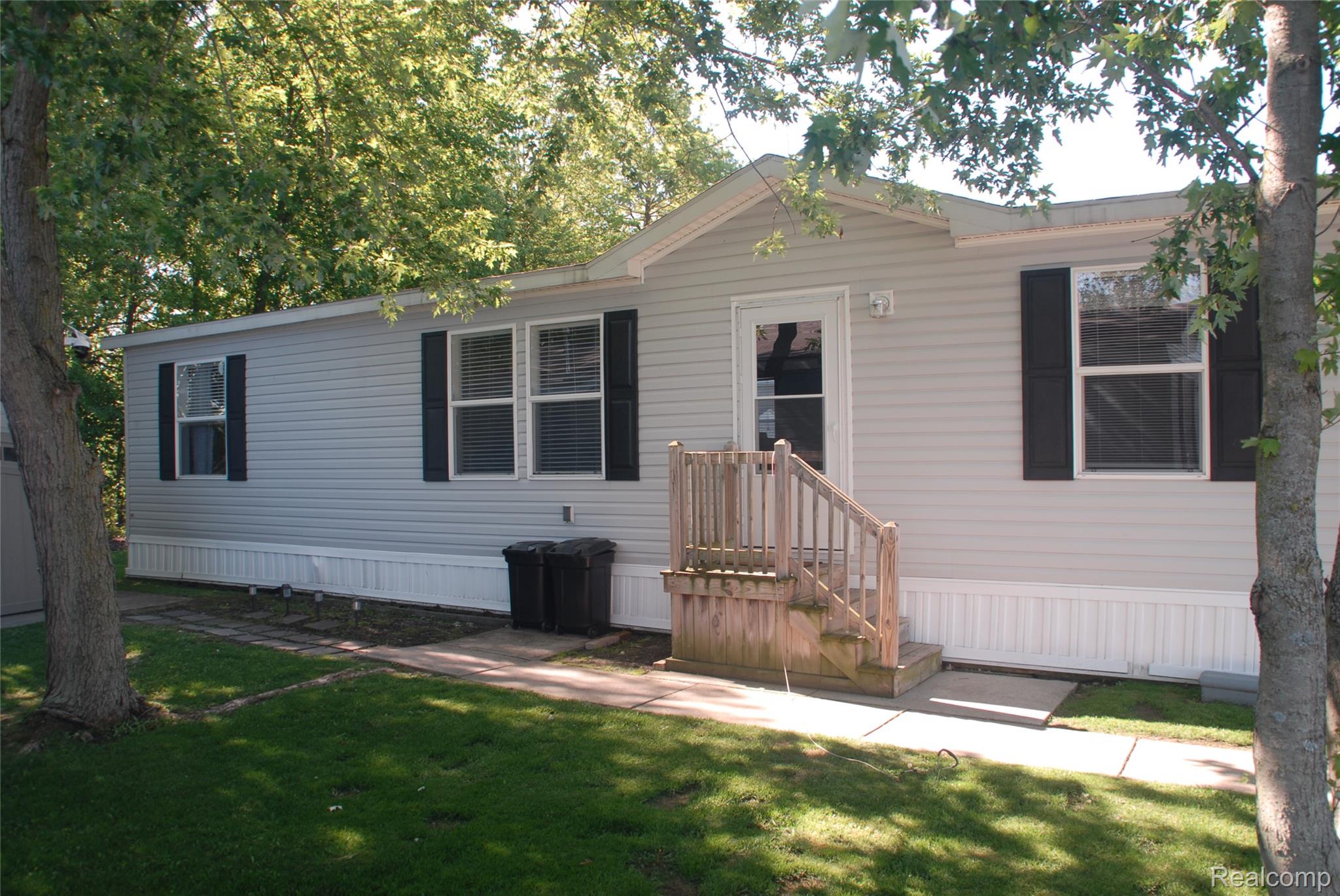 1101, Forest, Columbus, Michigan, 48063