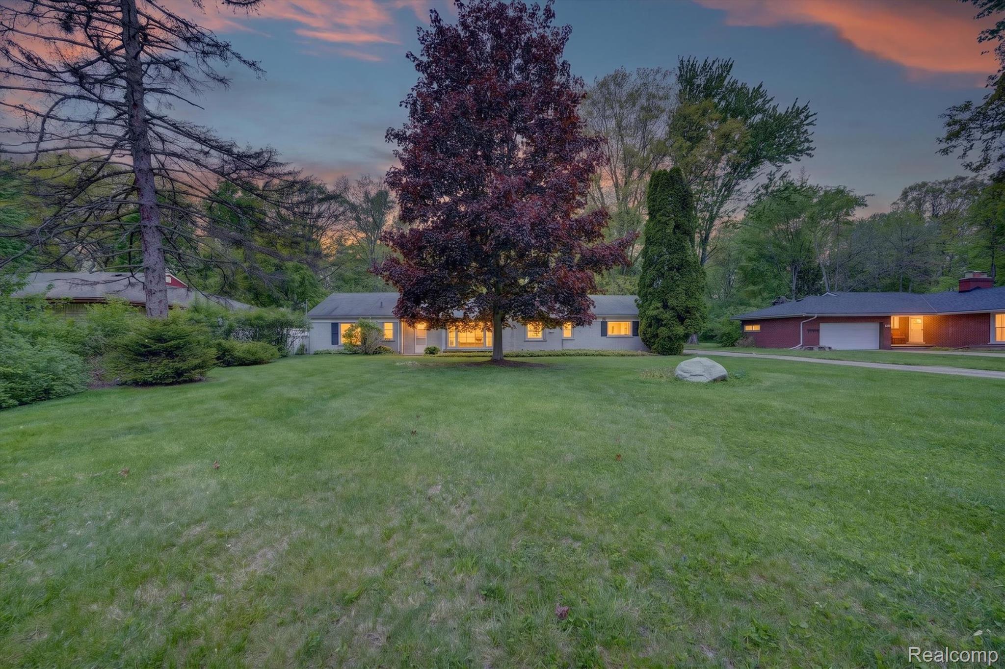 30621, Balewood, Southfield, Michigan, 48076