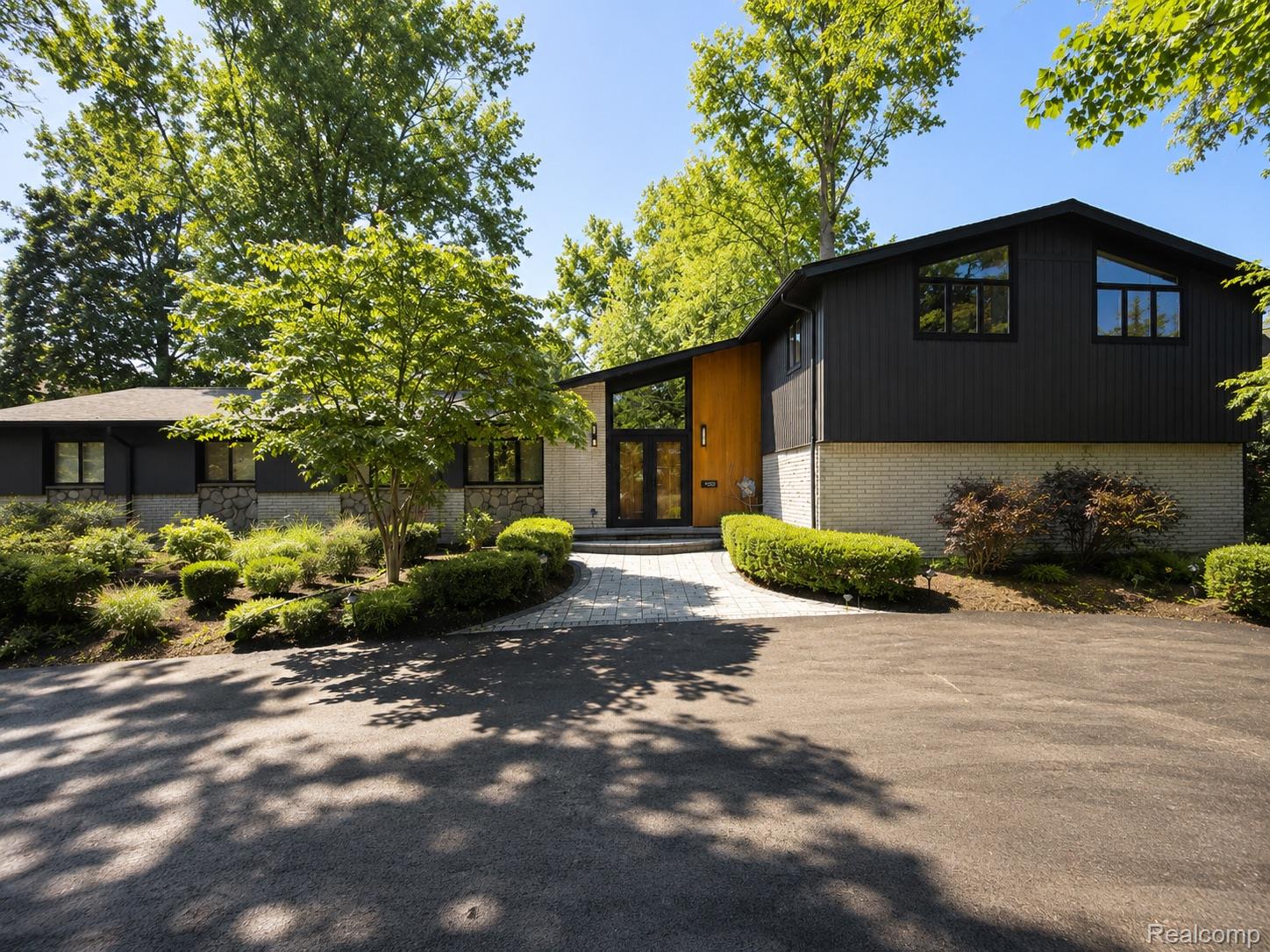 1429, Quarton Road, Birmingham, Michigan, 48009