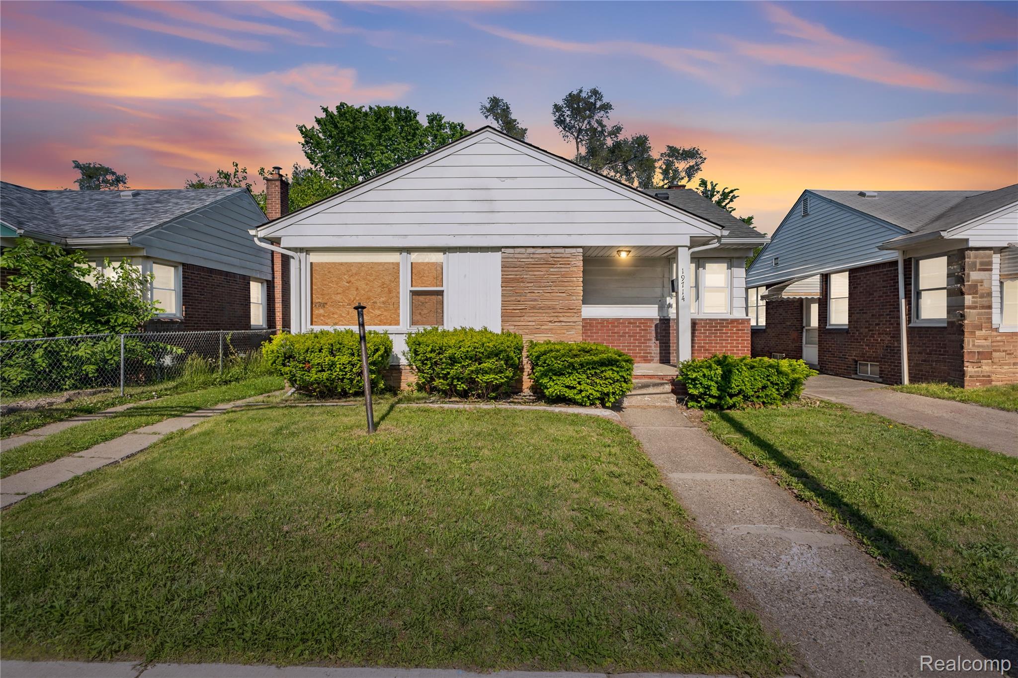 19714, Ryan, Detroit, Michigan, 48234