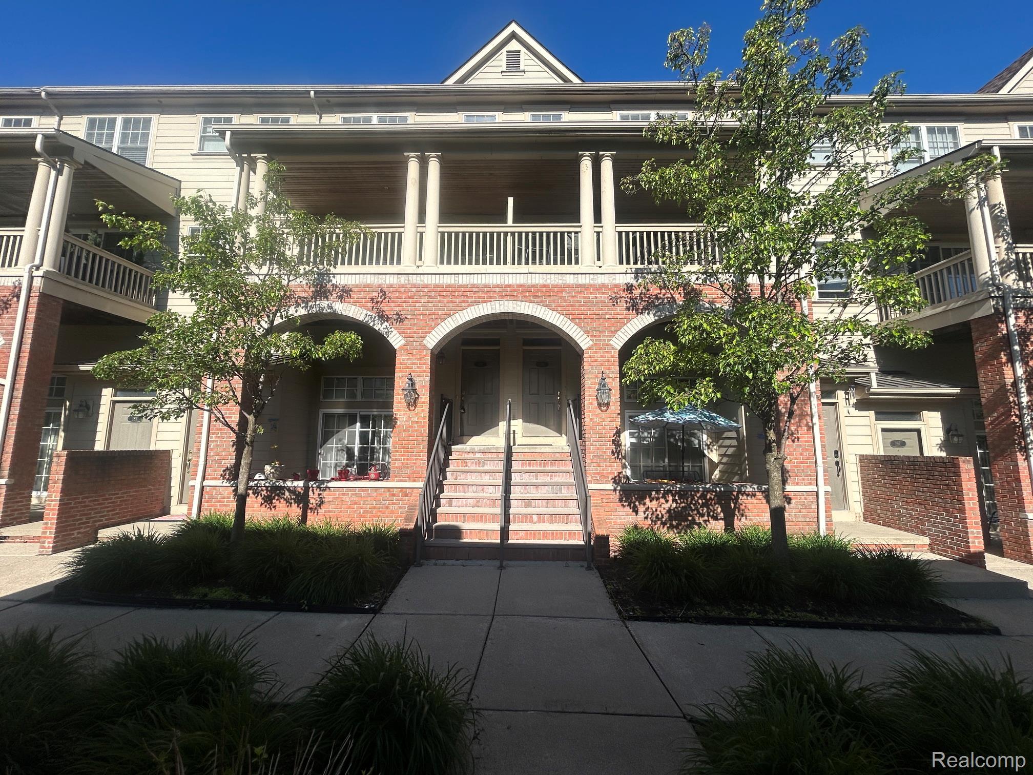 191, Amys, Auburn Hills, Michigan, 48326