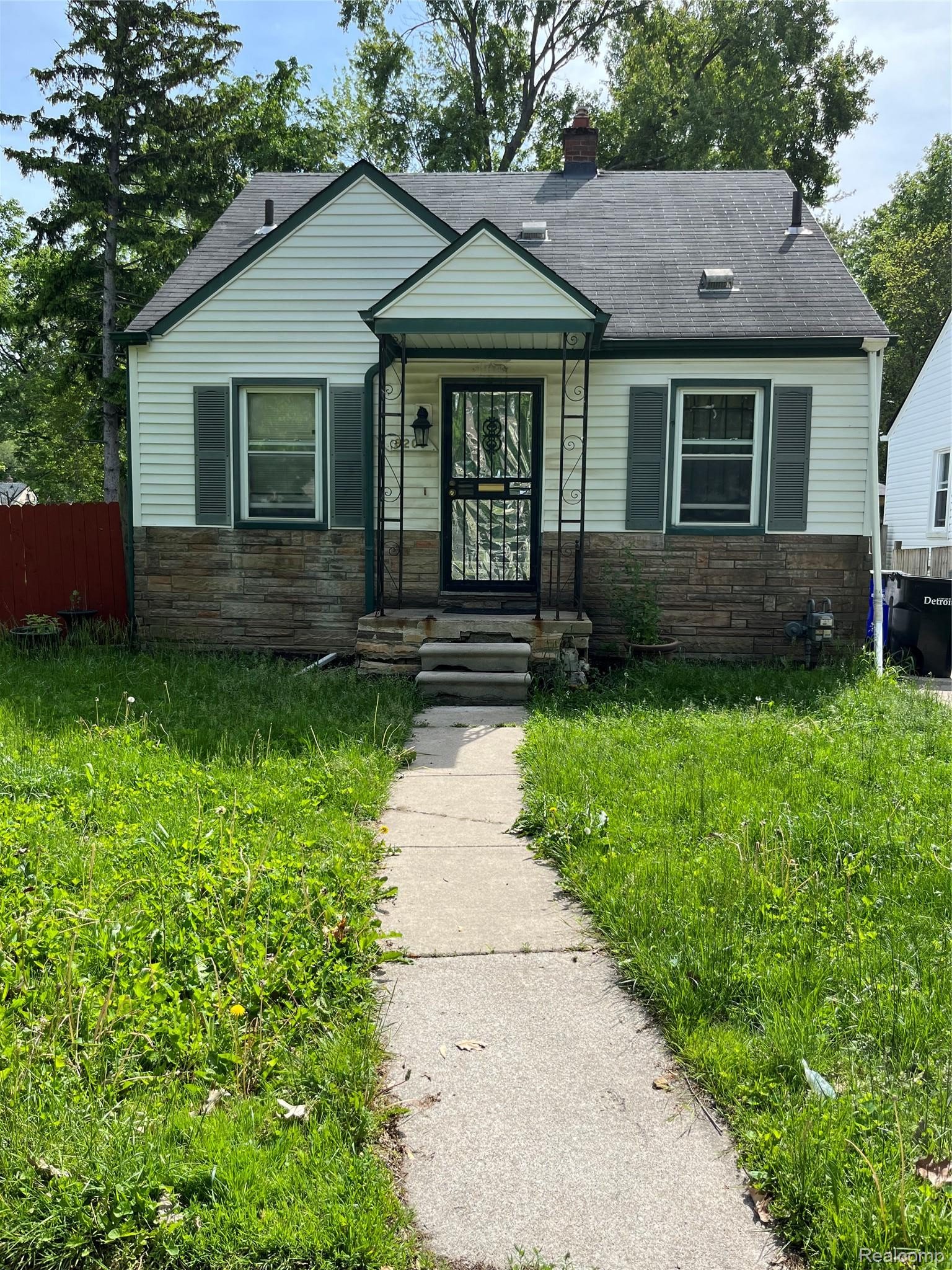18200, Fielding, Detroit, Michigan, 48219