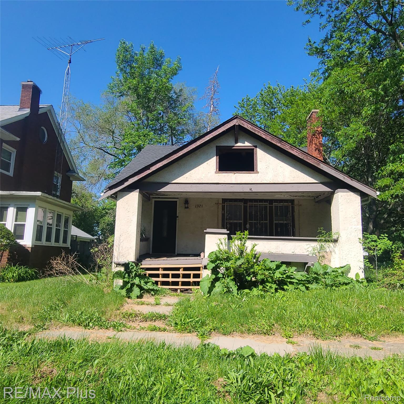 1321, Kearsley Park, Flint, Michigan, 48506