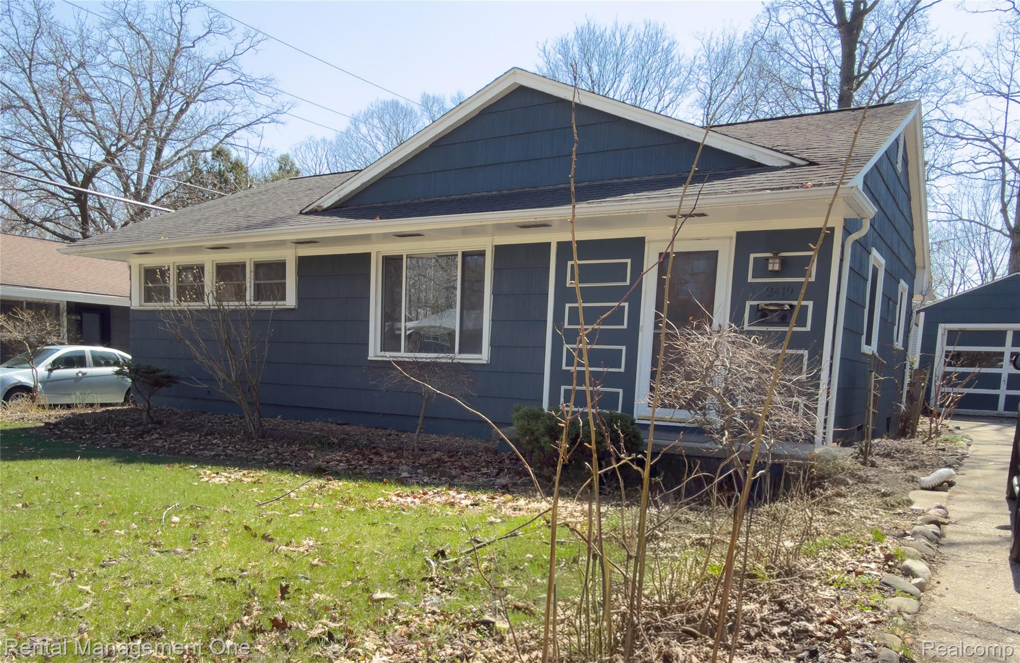 2419, Walter, Ann Arbor, Michigan, 48103