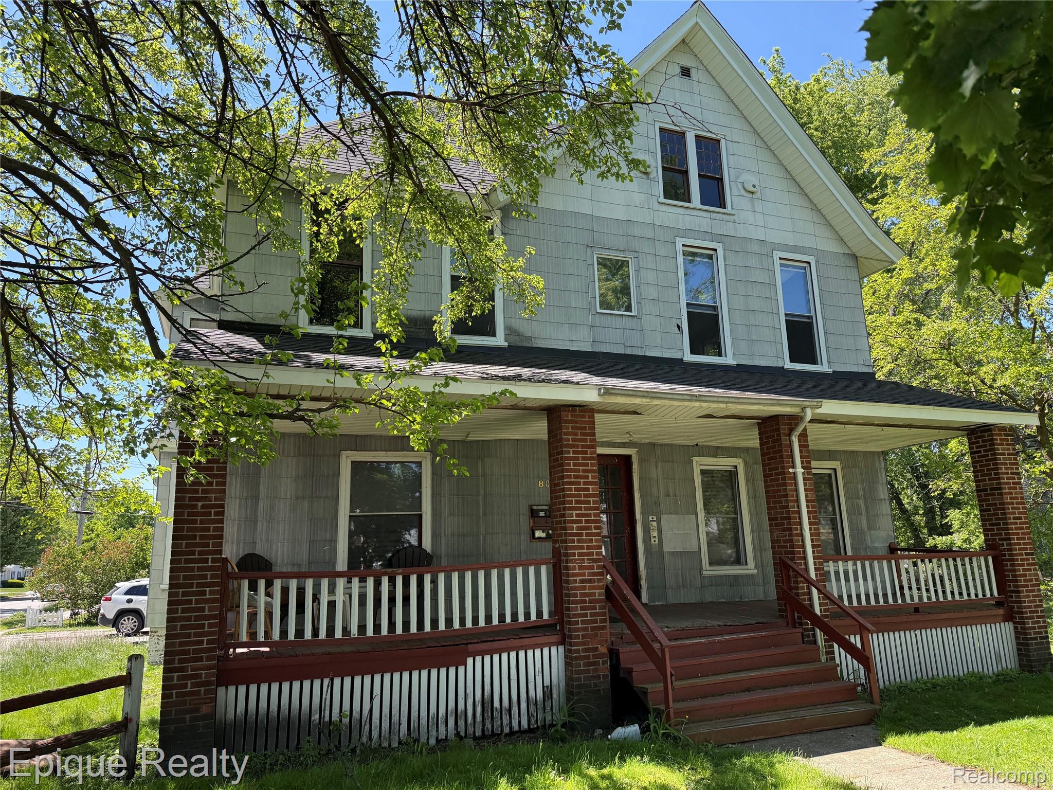 804, Court, Port Huron, Michigan, 48060