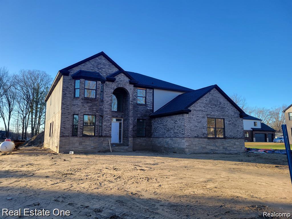 33, Paragon, Troy, Michigan, 48098