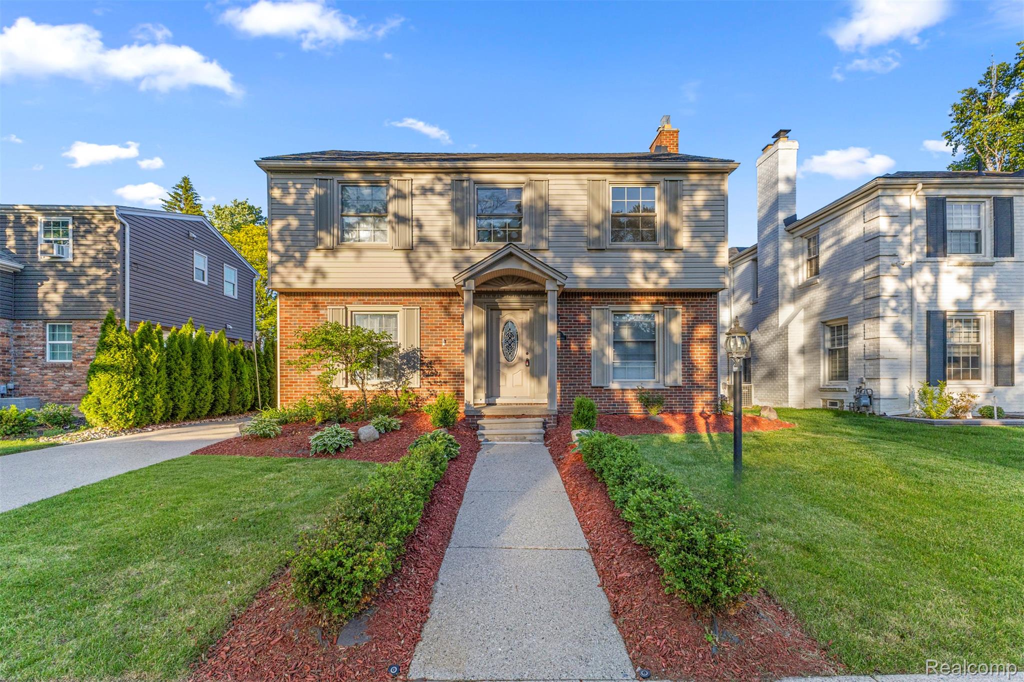 411, Lafayette, Dearborn, Michigan, 48124