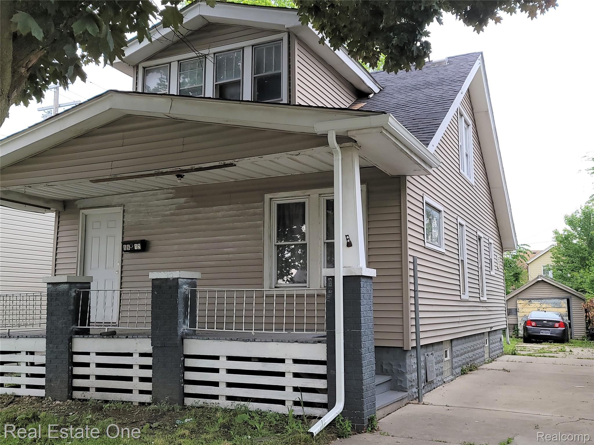 6912, Mansfield, Detroit, Michigan, 48228