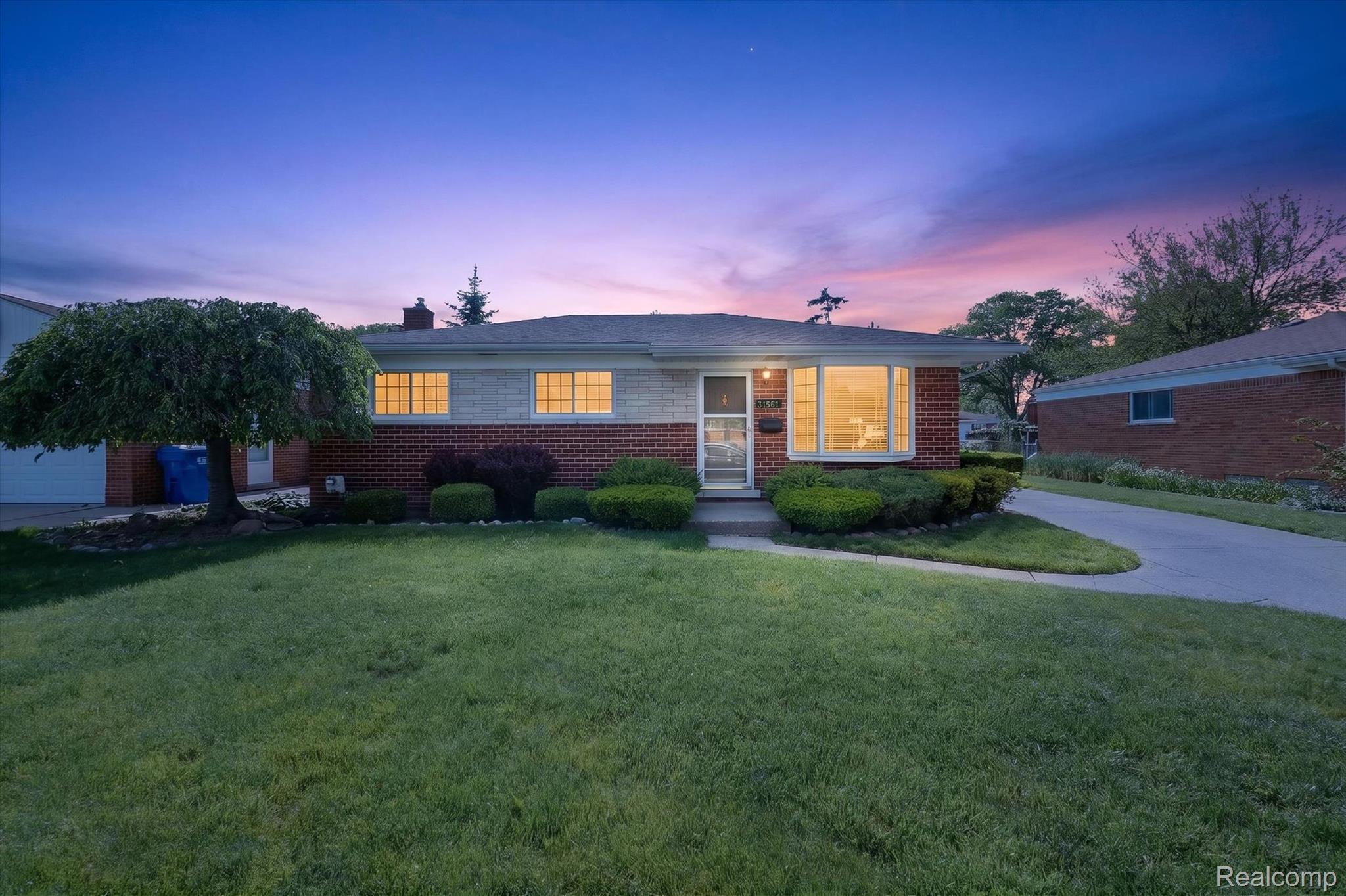31561, Tecla, Warren, Michigan, 48088