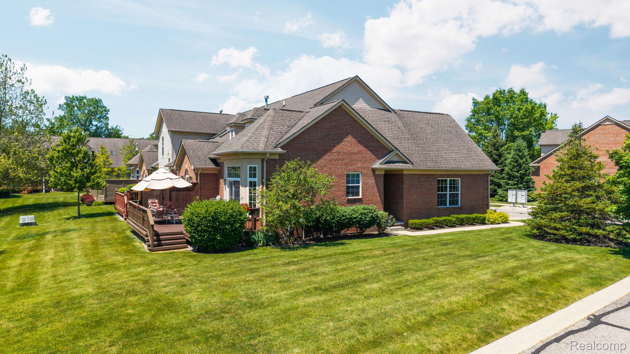 48523, Oak Bridge, Canton, Michigan, 48188