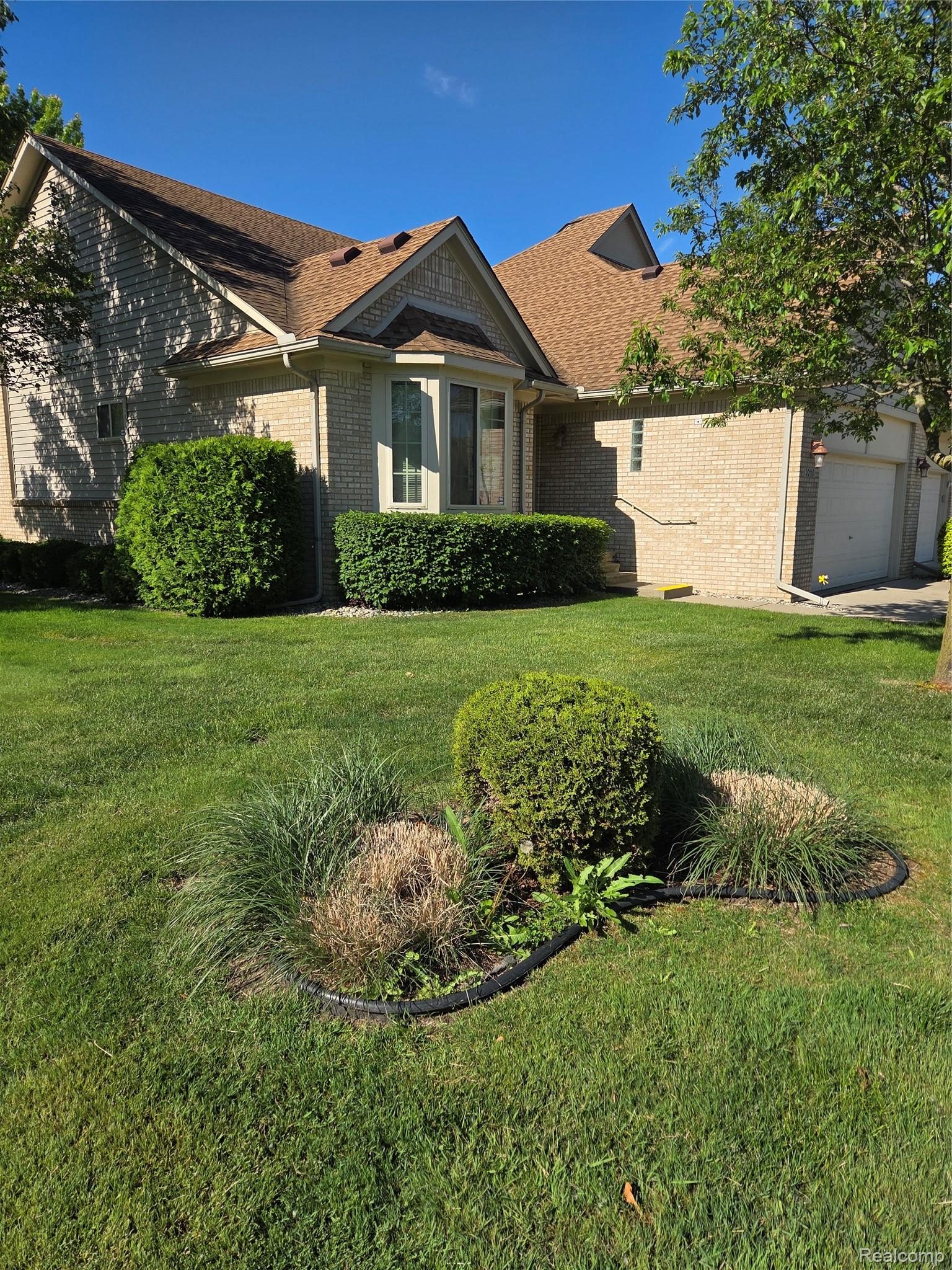 30118, Indianwood, New Baltimore, Michigan, 48047