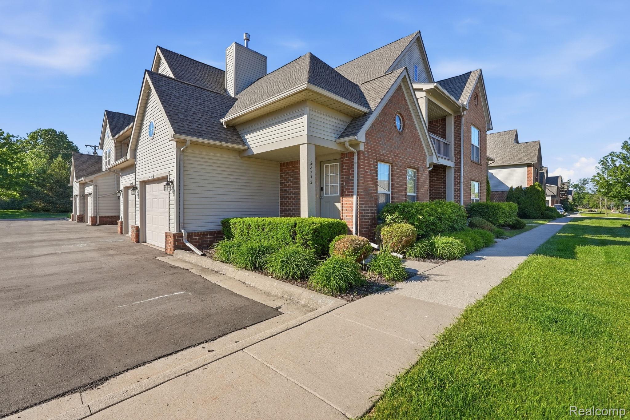 28712, Sheffield, New Baltimore, Michigan, 48047