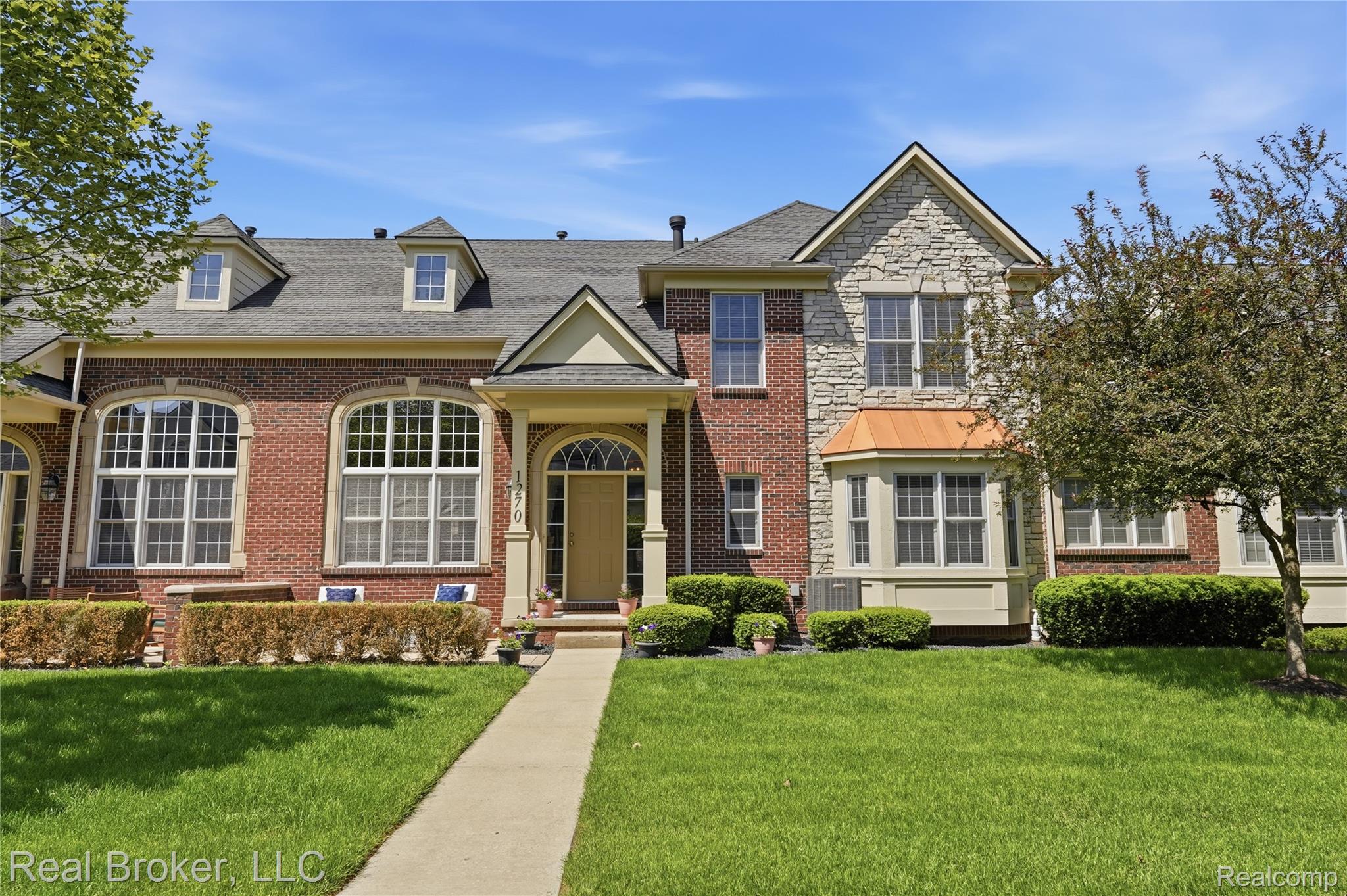 1270, Old Colony, Canton, Michigan, 48187