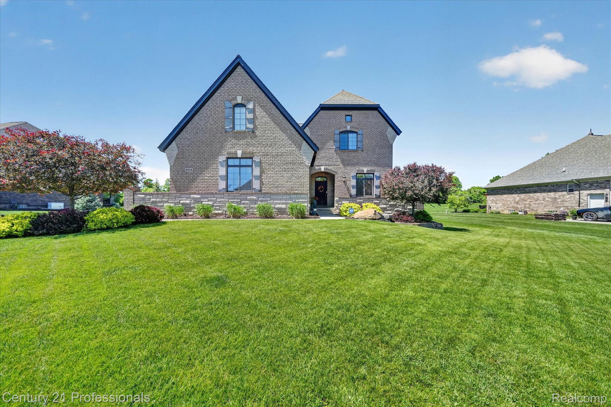 2212, Heidi, Oxford, Michigan, 48370