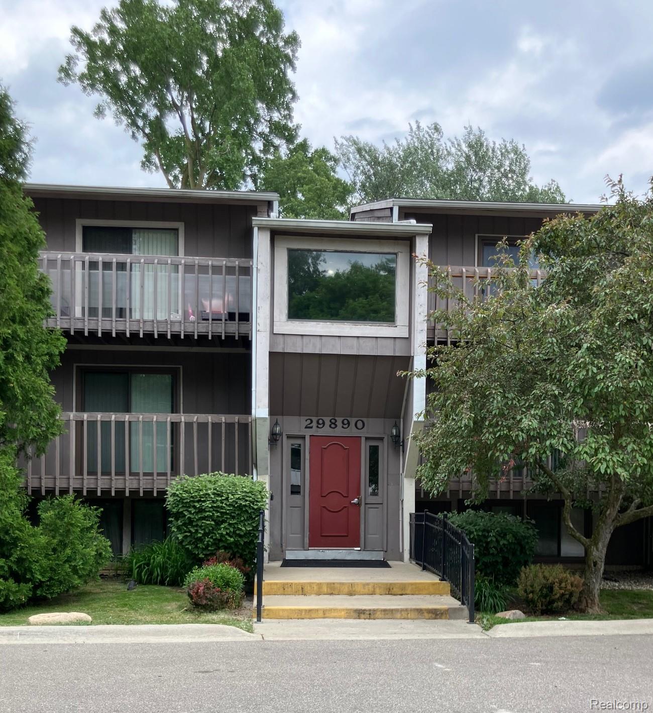29890, 12 Mile RD, E, #907, Farmington Hills, Michigan, 48334