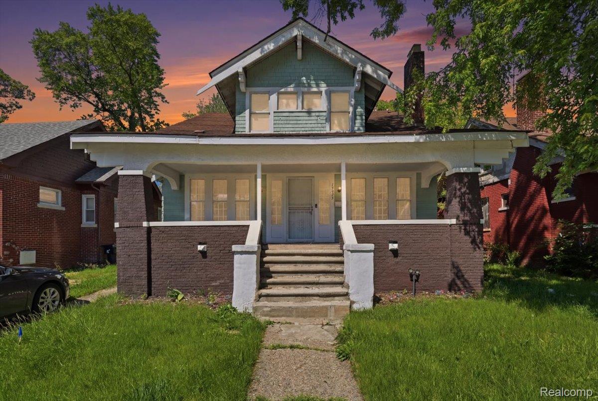 13335, Strathmoor, Detroit, Michigan, 48227