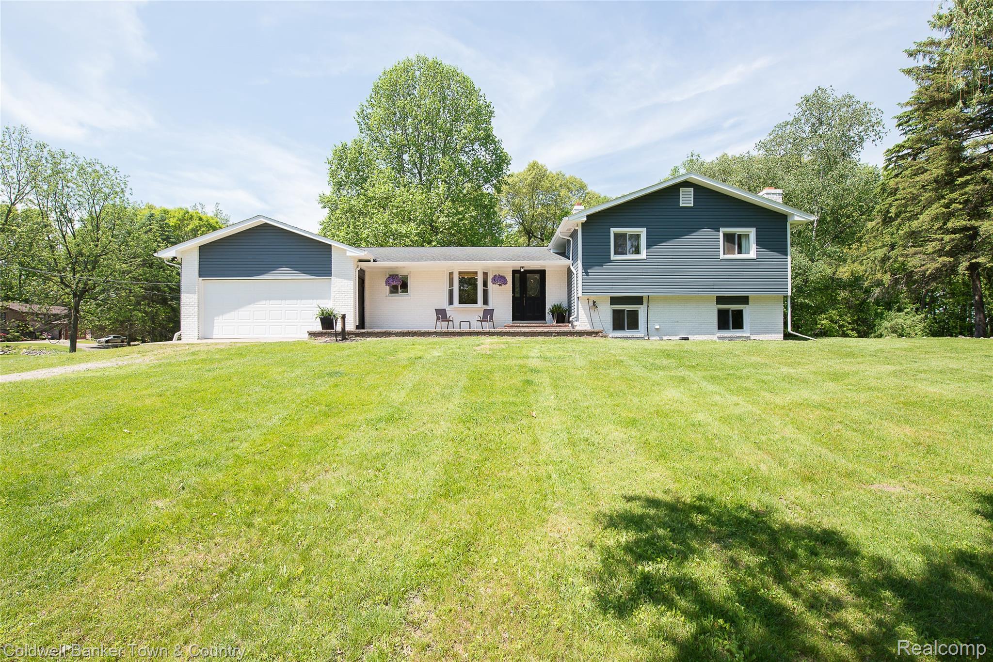 4225, Tipsico Lake, Hartland, Michigan, 48353