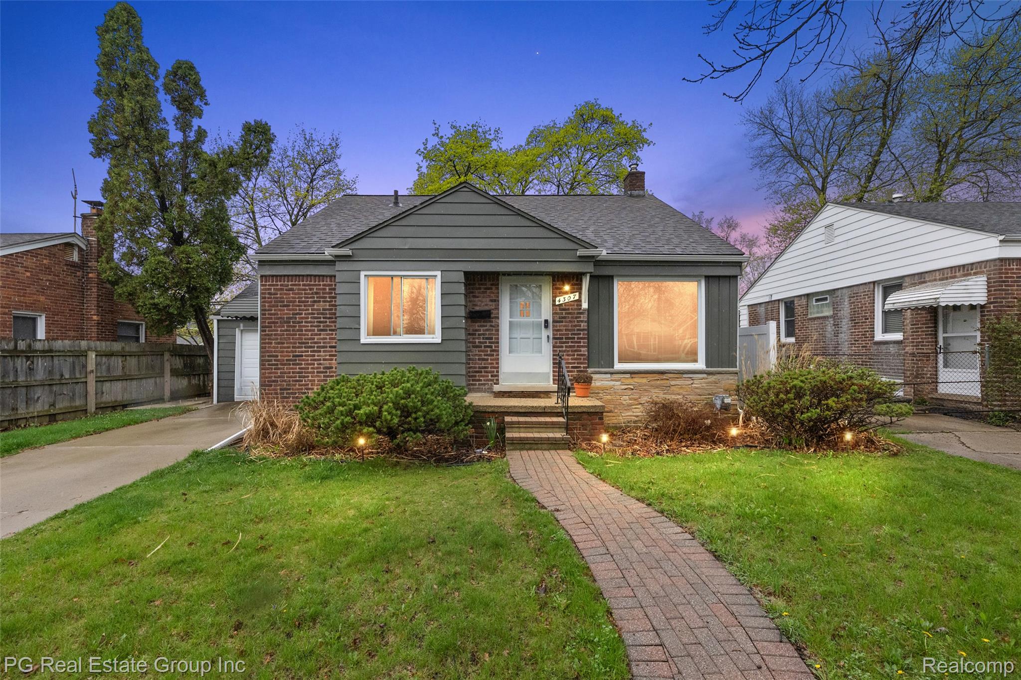 4307, Cooper, Royal Oak, Michigan, 48073