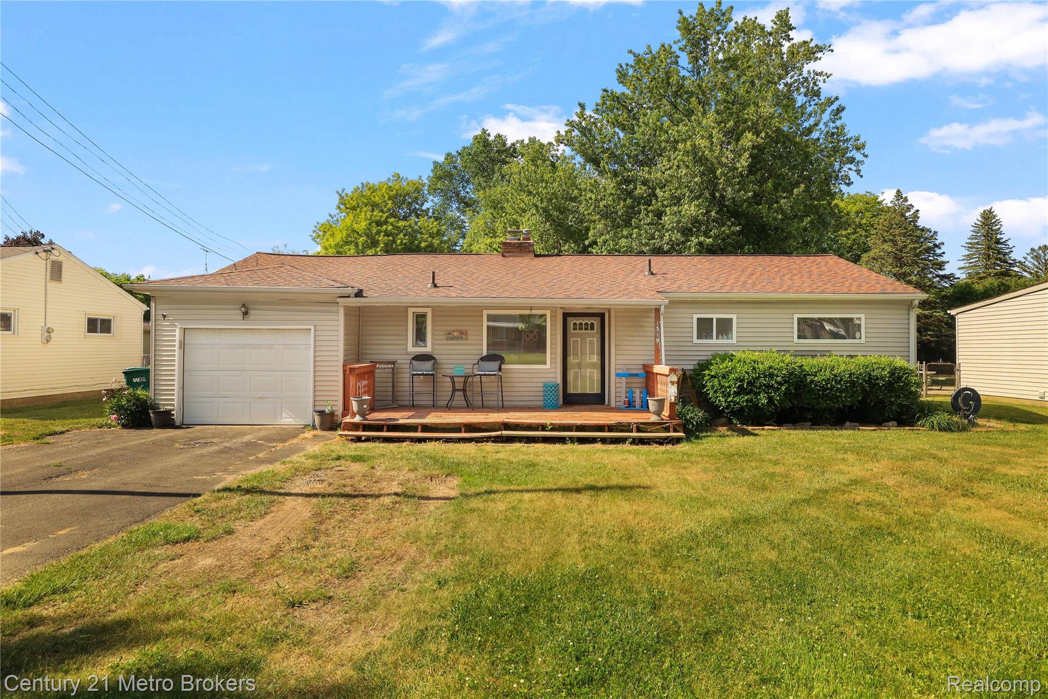 1319, Coutant, Flushing, Michigan, 48433