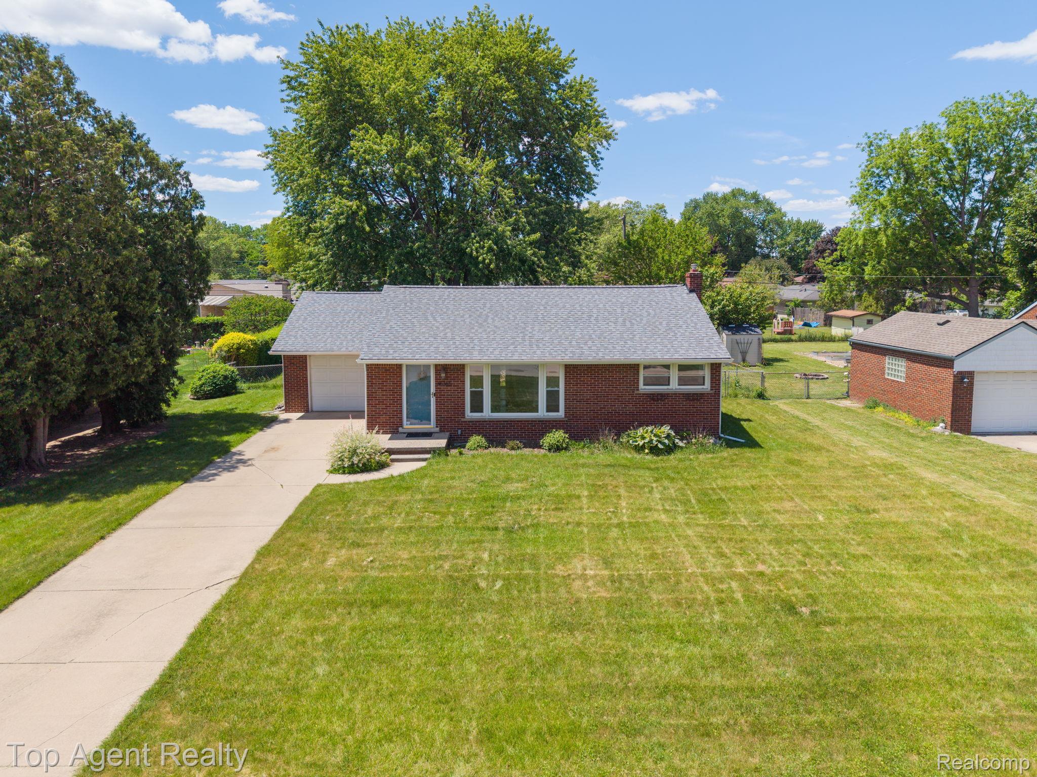 36365, Briarcliff, Sterling Heights, Michigan, 48312