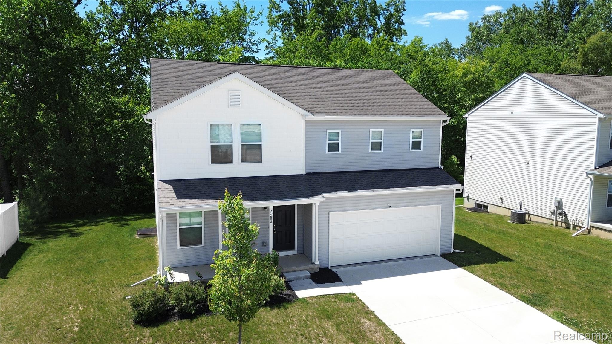 2288, Hunter, Burton, Michigan, 48519