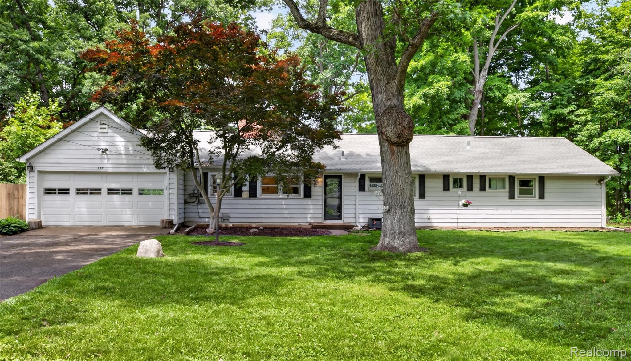 5831, Winans, Brighton, Michigan, 48116