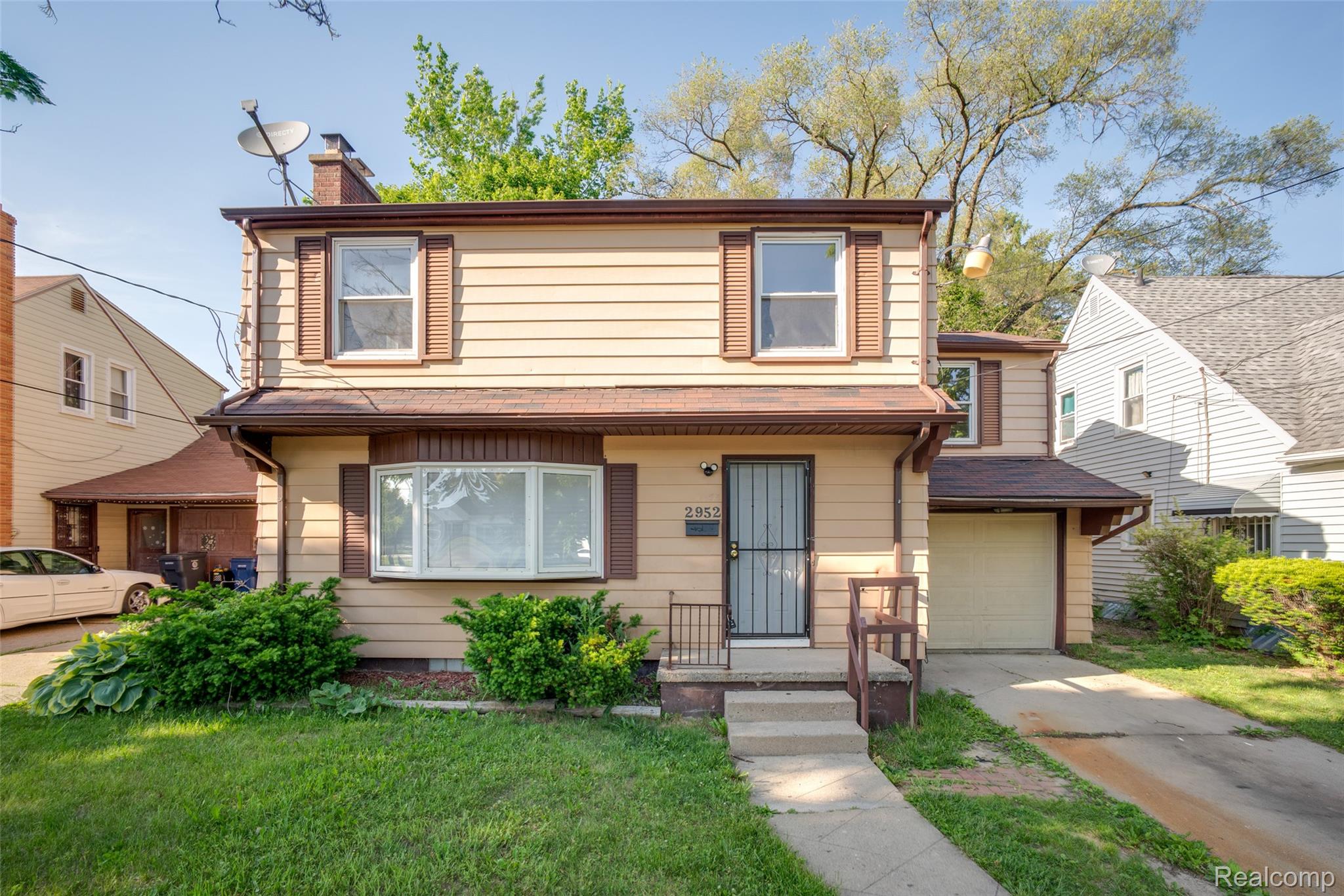 2952, Clement, Flint, Michigan, 48504