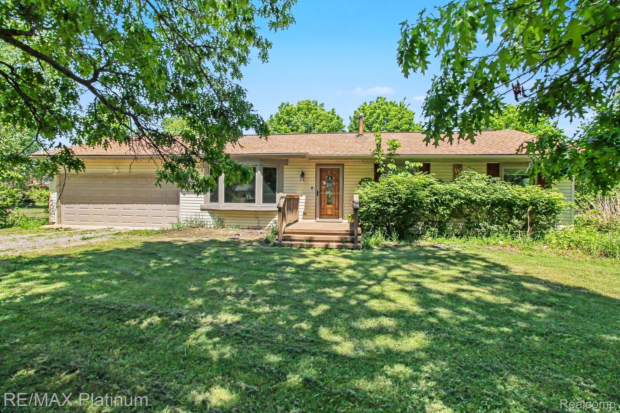 2647, Curdy, Howell, Michigan, 48855