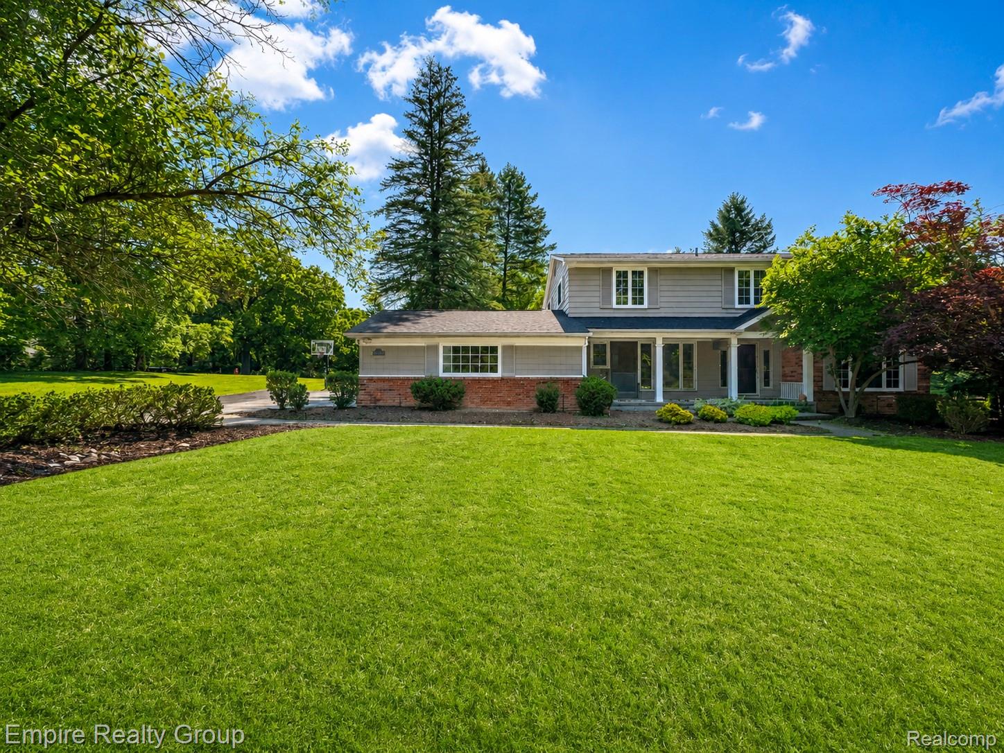 5005, Wing Lake, Bloomfield Hills, Michigan, 48302