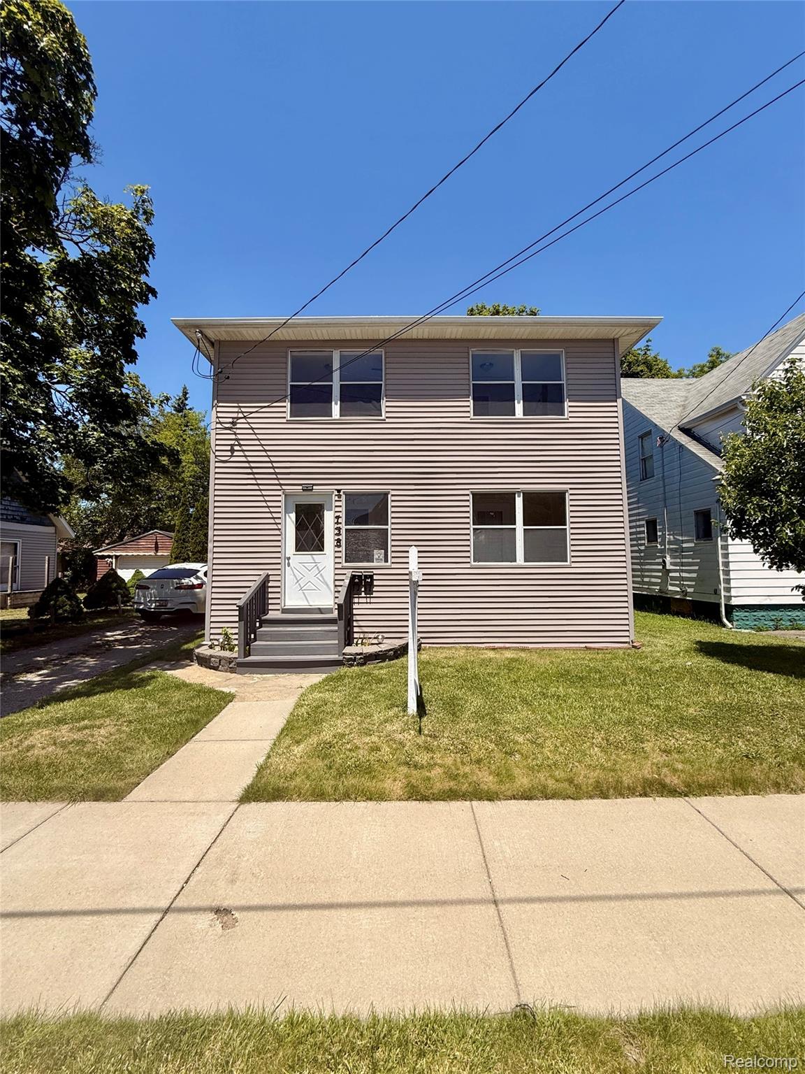 738, Atherton, Flint, Michigan, 48507