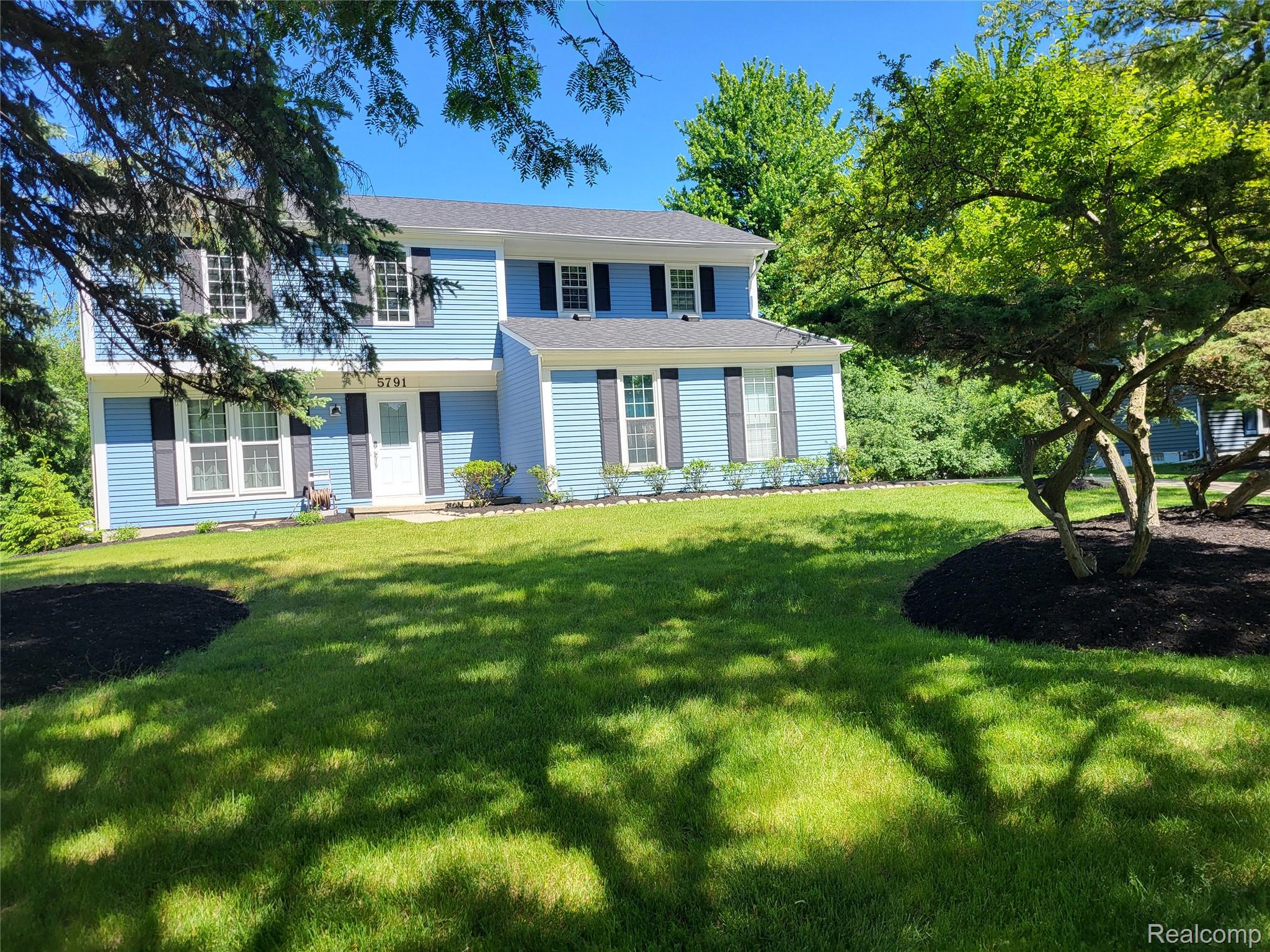 5791, Beauchamp Place, West Bloomfield, Michigan, 48322
