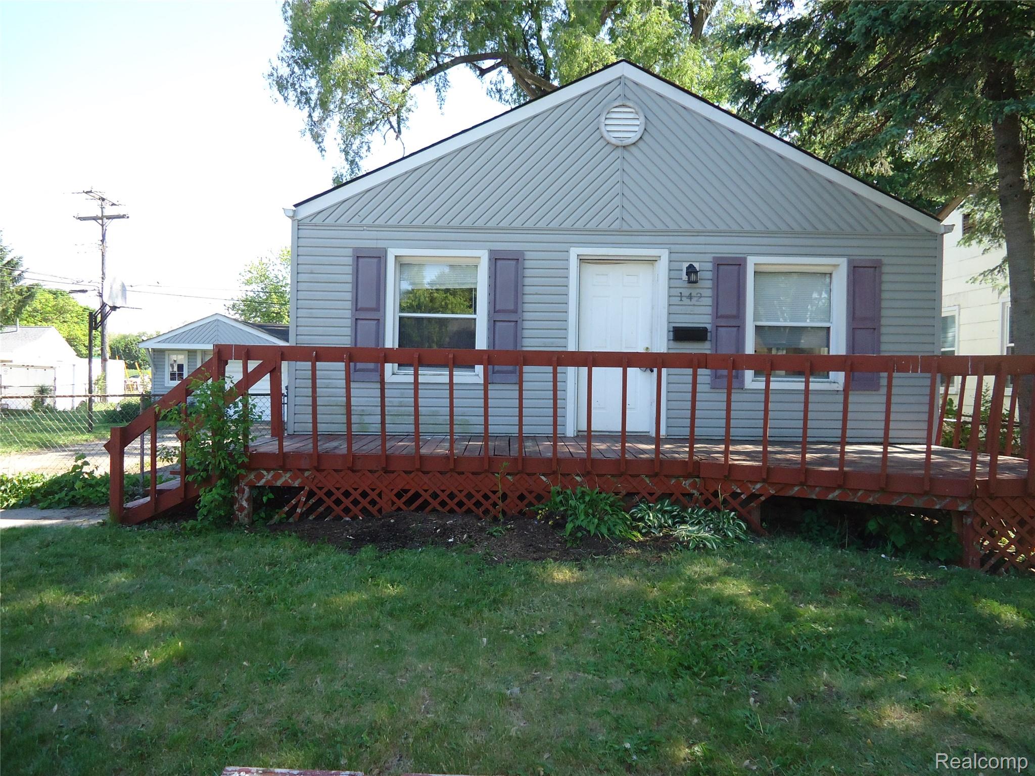 142, Rowland, Madison Heights, Michigan, 48071
