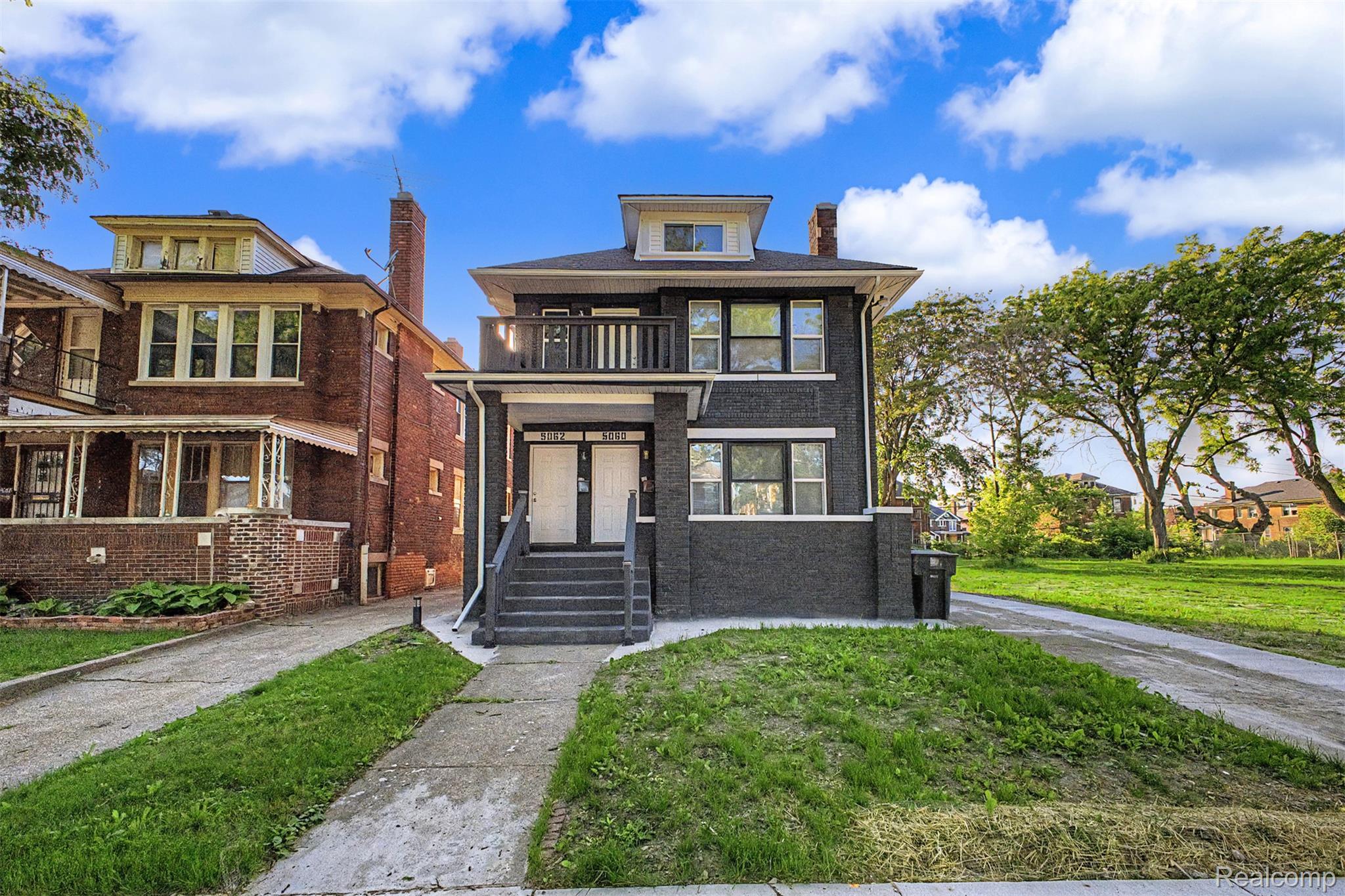 5060, Clarendon, Detroit, Michigan, 48204