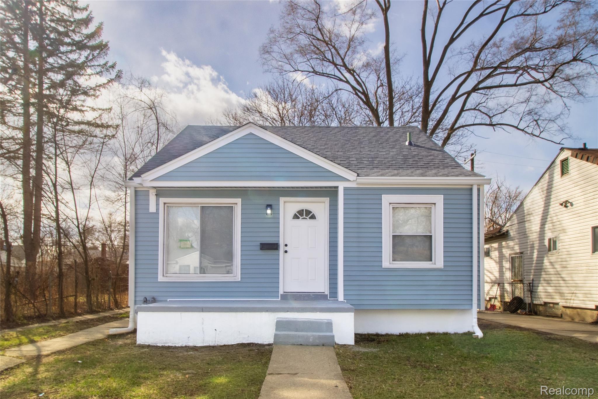 19341, Oakfield, Detroit, Michigan, 48235