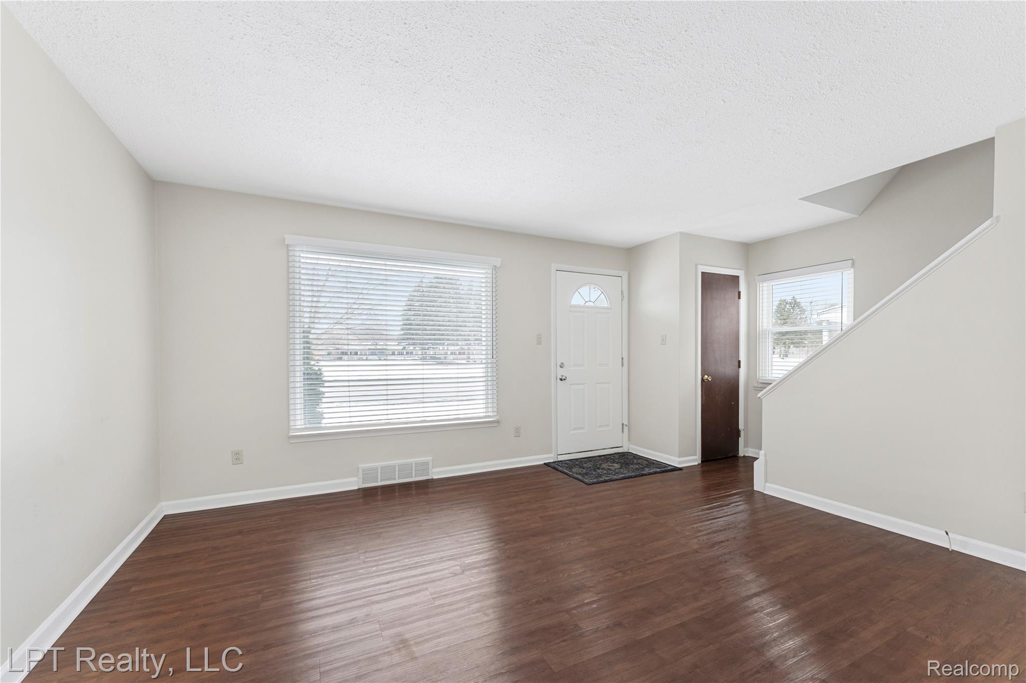 2629, West Road, Trenton, Michigan, 48183