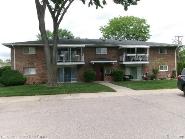 15110, Fairfield, #B, Livonia, Michigan, 48154