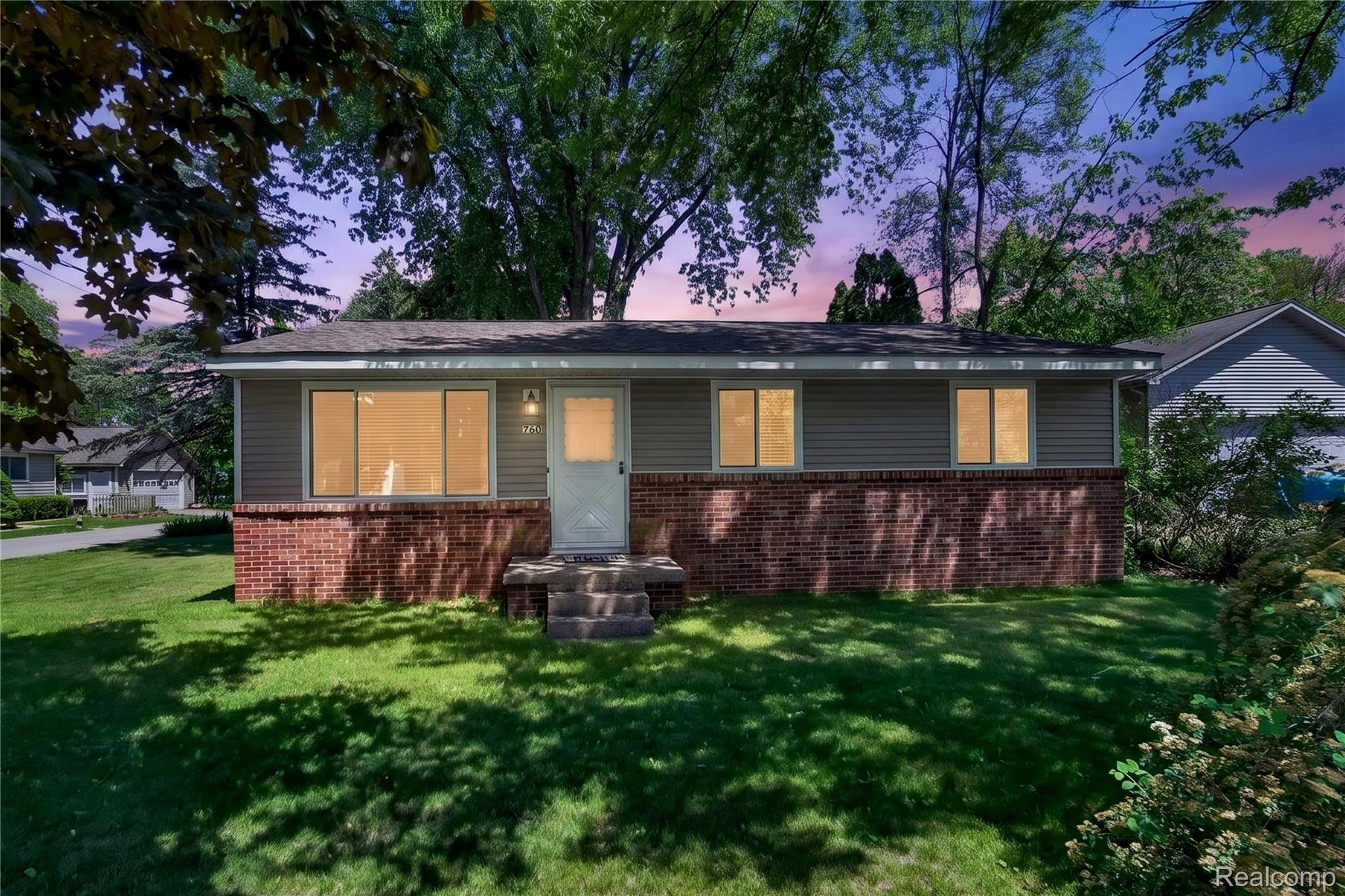 760, Heights Road, Lake Orion, Michigan, 48362