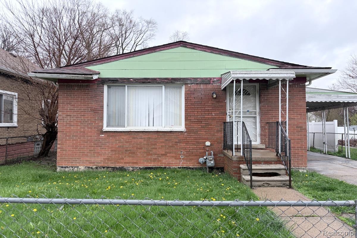9377, Bessemore, Detroit, Michigan, 48213