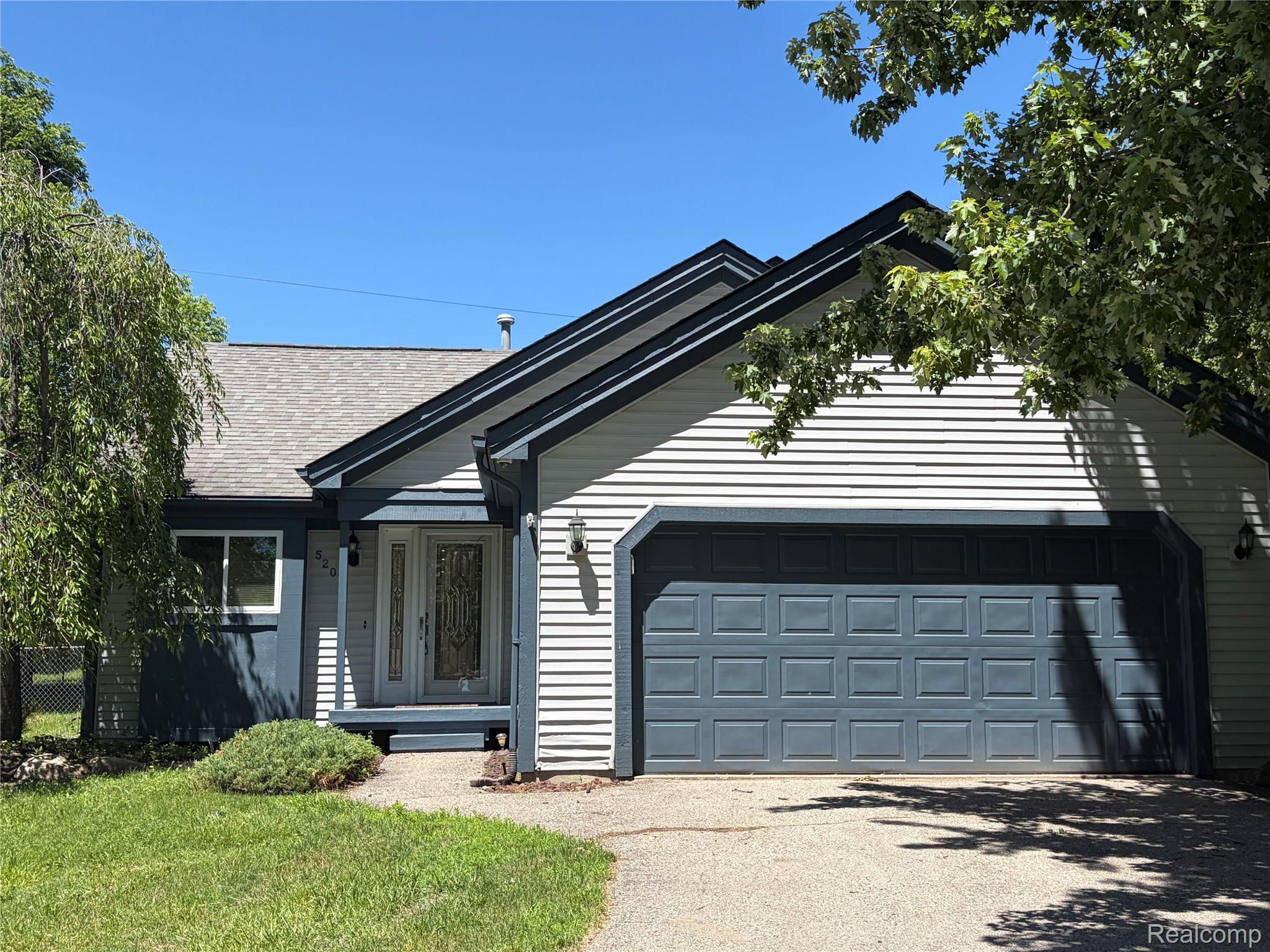 520, Springle, Waterford, Michigan, 48327