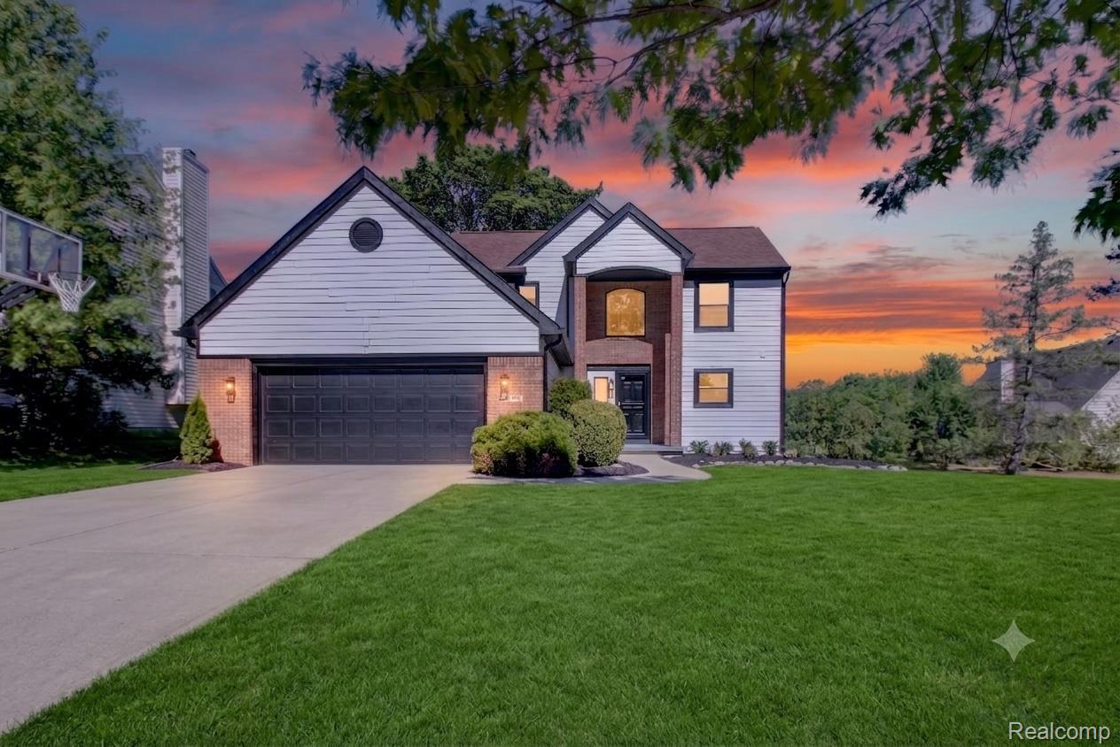 3901, Highlander, W, Ann Arbor, Michigan, 48108